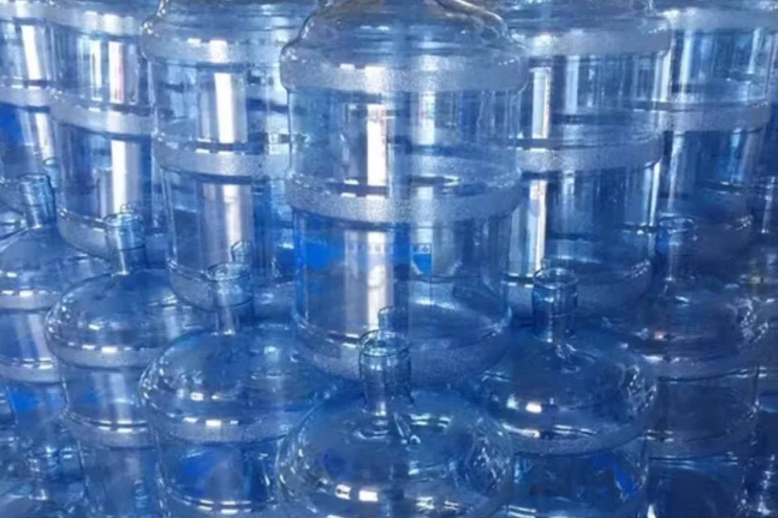 water delivery 5 gallon jugs