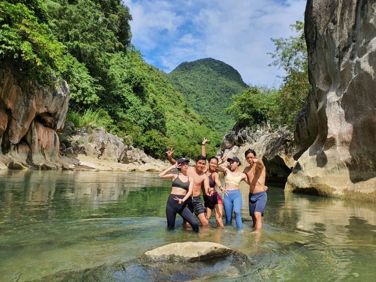 book Manila flights and hotels via Traveloka